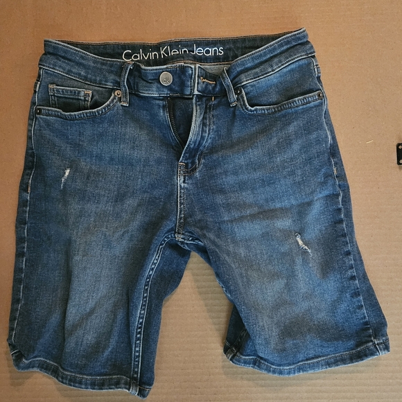 Retro \ Vintage - Calvin Klein Shorts | Longer Thigh Length | Denim | SIZE 27 - Picture 3 of 5